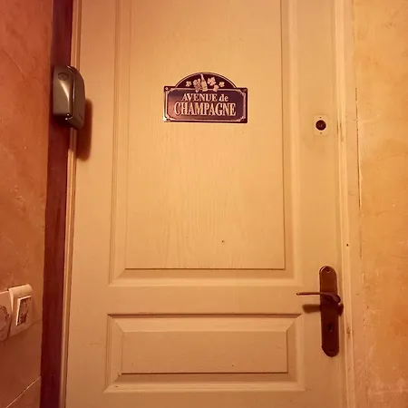Studio Confortable A Thierry 20 M² Avec Parking * Chateau-Thierry